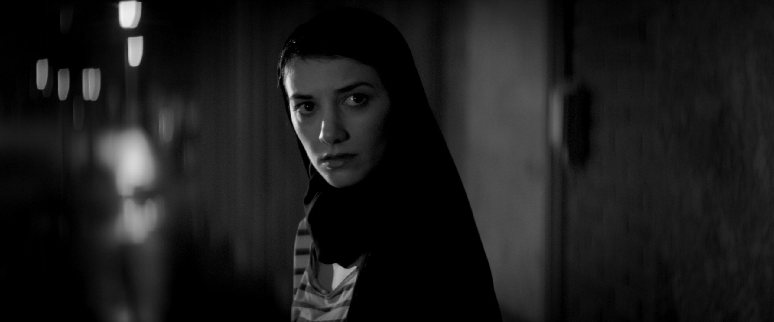 A Girl Walks Home Alone at Night 01:20:49