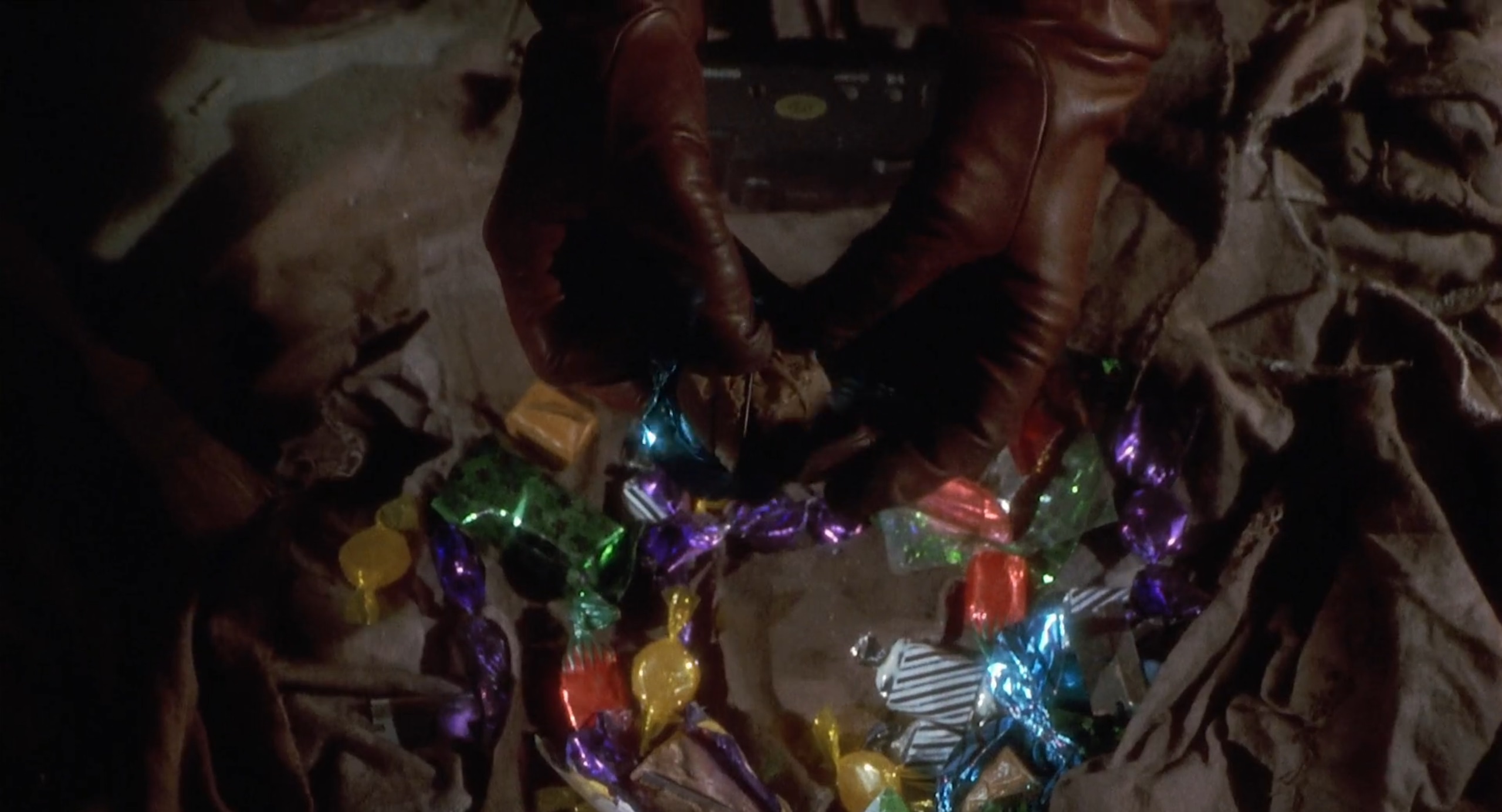 Candyman 00:24:25